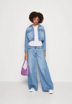 Monki 2 Pack - T-Shirt Print - White Yellow/White Lilac