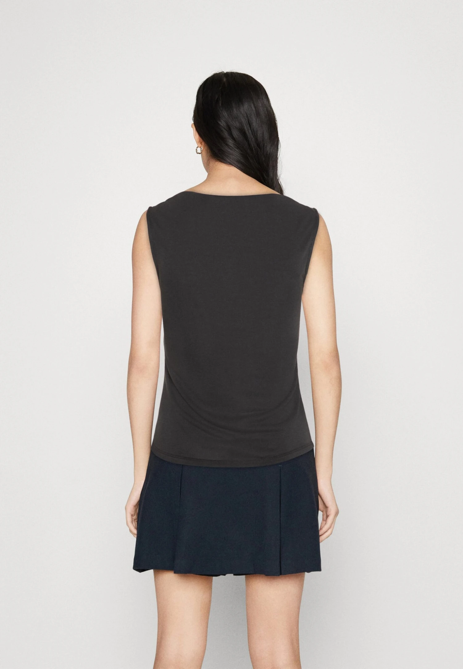 Monki Top - Black Dark 3 Monki Top - Black Dark - Afbeelding 3