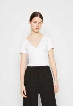 Monki T-Shirt Basic - White Light Unique