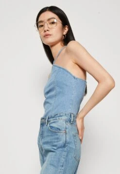 Monki Slim Fit Jeans - Blue Medium Dusty Mid Blue -Monki Winkel 2341072fd7f84fcdb28d19fa947aefd5