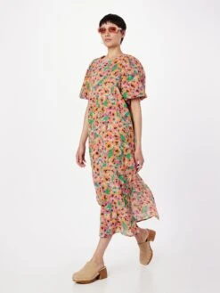 Monki Maxi Jurken Jurk Dames Lichtroze -Monki Winkel 25563443ebd32412a232489b52301591
