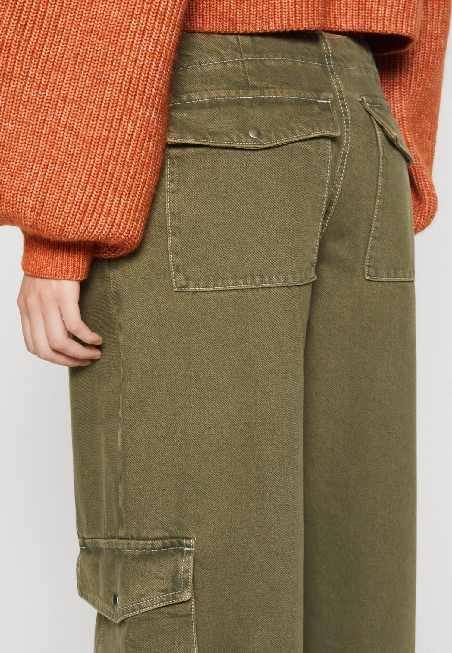 Monki Relaxed Fit Jeans - Green Washed Out 6 Monki Relaxed Fit Jeans - Green Washed Out - Afbeelding 6