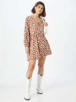 Monki Blousejurken Blousejurk Dames Bruin -Monki Winkel 2fd2f40a45e9adbff0030c425c677aa2