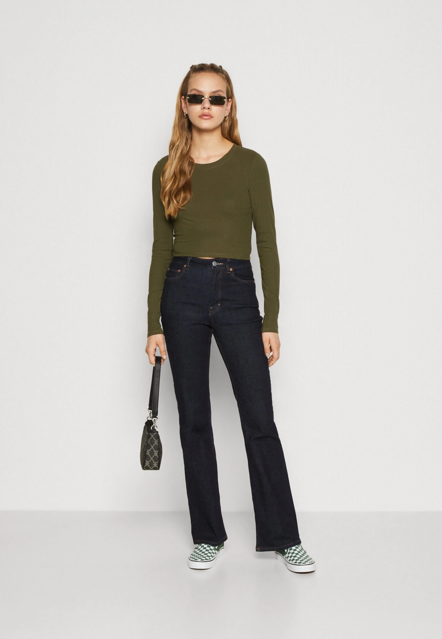 Monki Longsleeve - Khaki 2 Monki Longsleeve - Khaki - Afbeelding 2