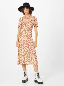 Monki Midi Jurken Jurk Dames Lichtbruin 9 Monki Midi Jurken Jurk Dames Lichtbruin -Monki Winkel 40e1ba8a1c32cb78d4cfaccab22ebdae