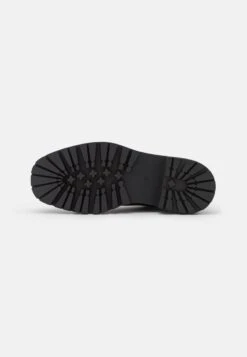 Monki Vegan Danny Shoe - Veterschoenen - Black -Monki Winkel 530e27b75da44047bf7d022535636f86