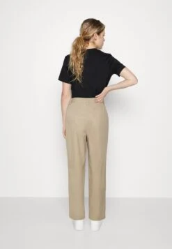 Monki Broek - Beige Medium Dusty -Monki Winkel 565184b2bae046f2a05c0af5a9d23f74