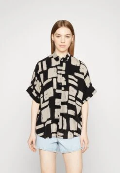 Monki Luca- Overhemdblouse - Black