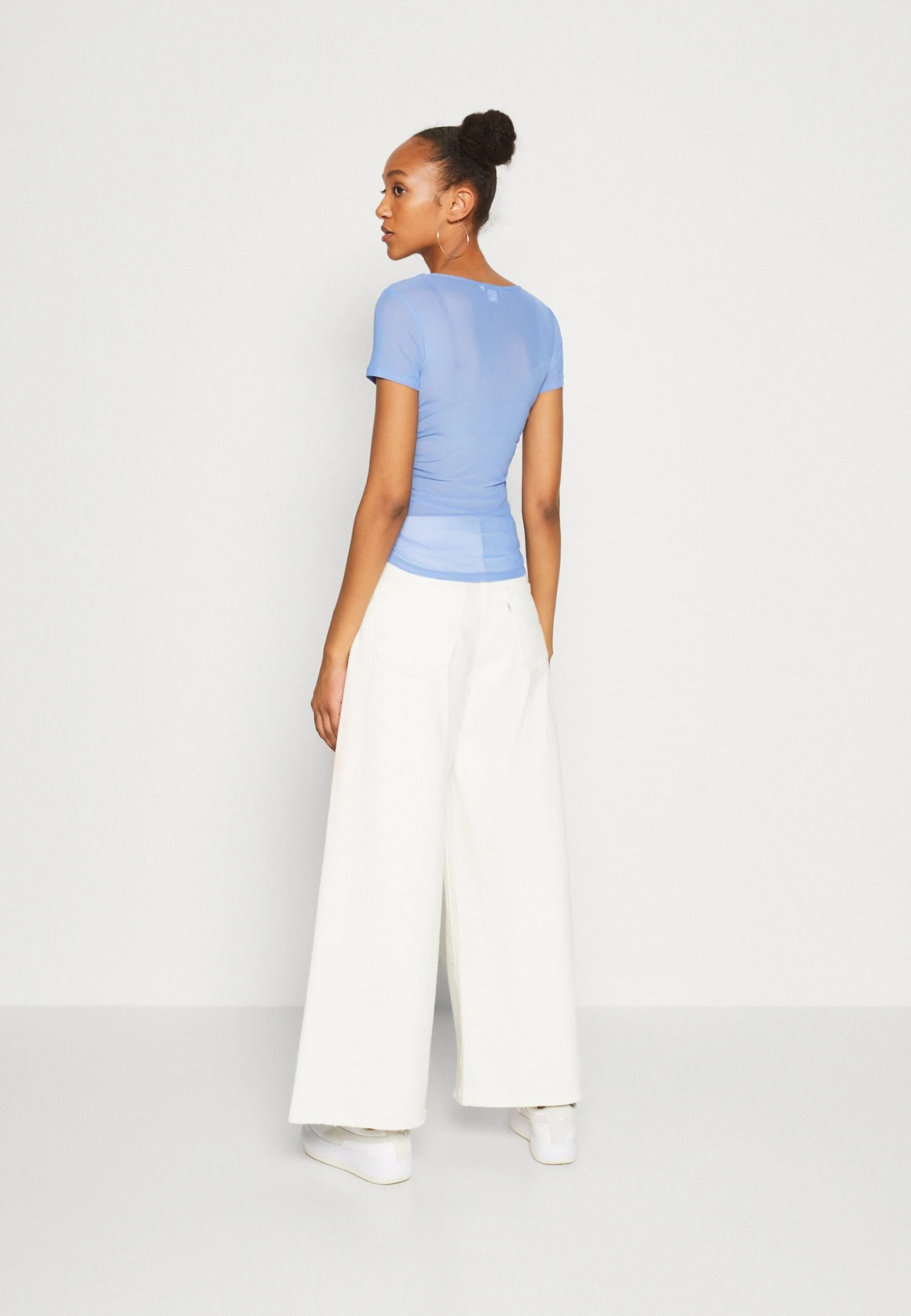 Monki T-Shirt Print - Blue 3 Monki T-Shirt Print - Blue - Afbeelding 3