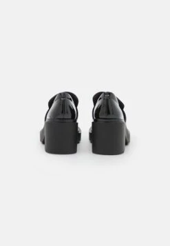 Monki Instappers - Black Dark -Monki Winkel 77681a35de4a4042b060f6724a5e49c0