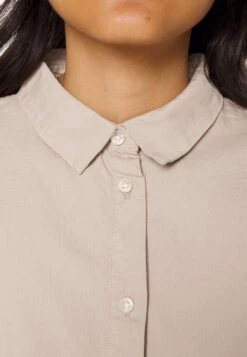 Monki Blousejurk - Beige Medium Dusty -Monki Winkel 7ea8ce7d7dc34faa9f00d403fefe7137