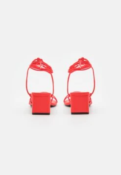 Monki Sandalen - Red Bright 9 Monki Sandalen - Red Bright -Monki Winkel 8712d481def943b3aec24b341e5545c3