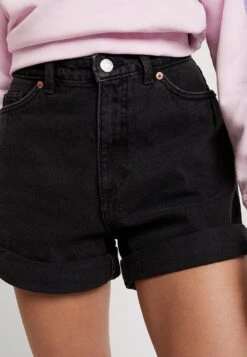 Monki Jeansshort - Washed Black 9 Monki Jeansshort - Washed Black -Monki Winkel 8b6ed25c909e4b0dad7eab980a77b08b