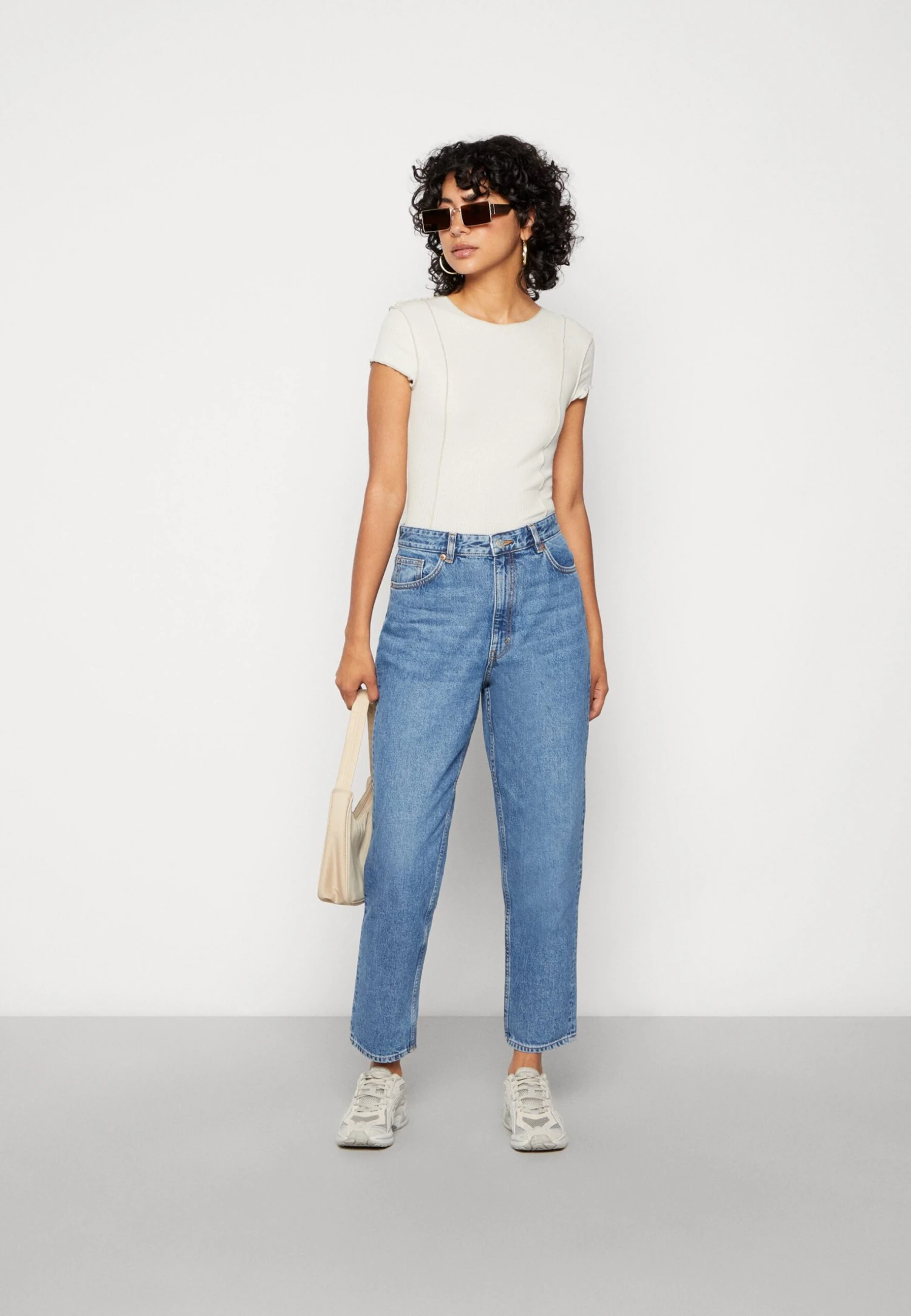 Monki Straight Leg Jeans - Blue Denim 2 Monki Straight Leg Jeans - Blue Denim - Afbeelding 2
