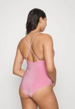 Monki Badpak - Pink -Monki Winkel 8d20c25a9c3d4ac6842a79b607fe2fbe