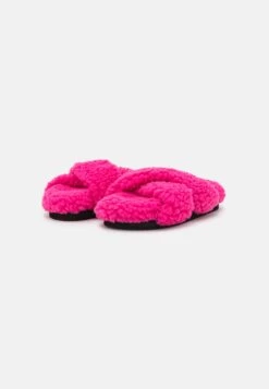 Monki Nino - Pantoffels - Pink -Monki Winkel 8f370df81ac347d182d4df1f3b53f782