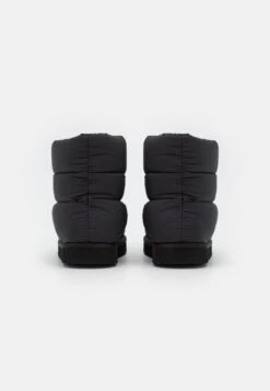 Monki Winterboots Vegan - Snowboots- Black Dark -Monki Winkel 91e4138445644476be6d18a763905242