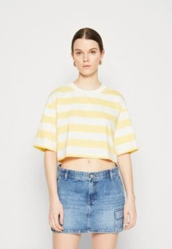 Monki T-Shirt Print - Yellow Light