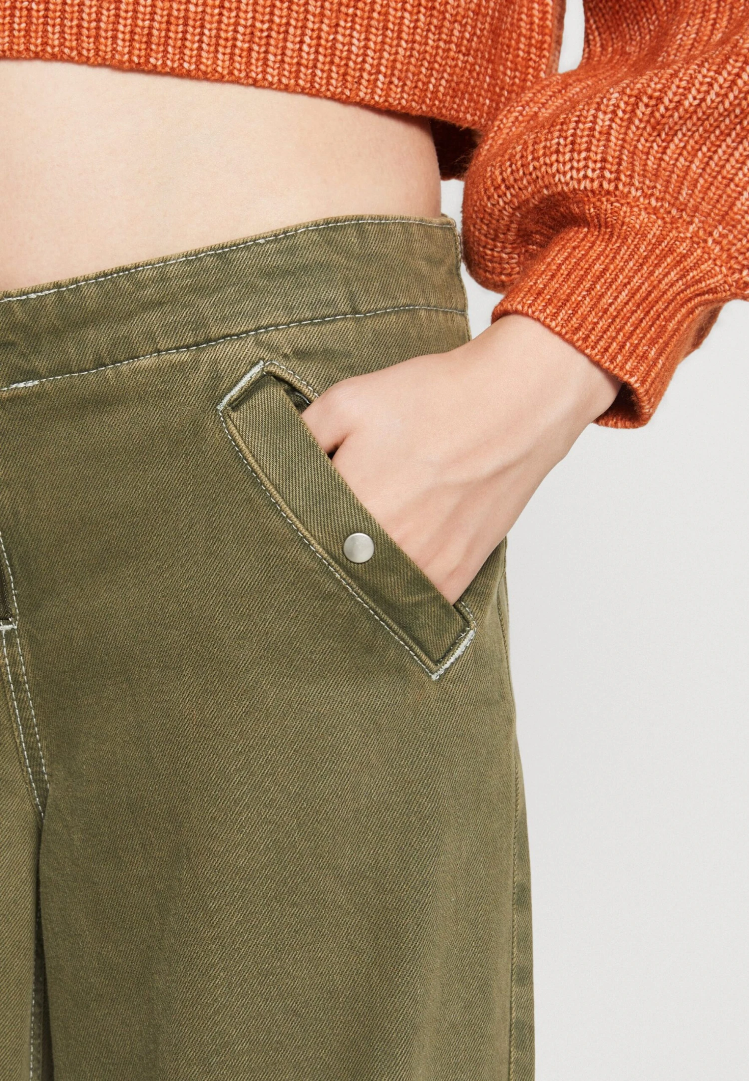 Monki Relaxed Fit Jeans - Green Washed Out 4 Monki Relaxed Fit Jeans - Green Washed Out - Afbeelding 4