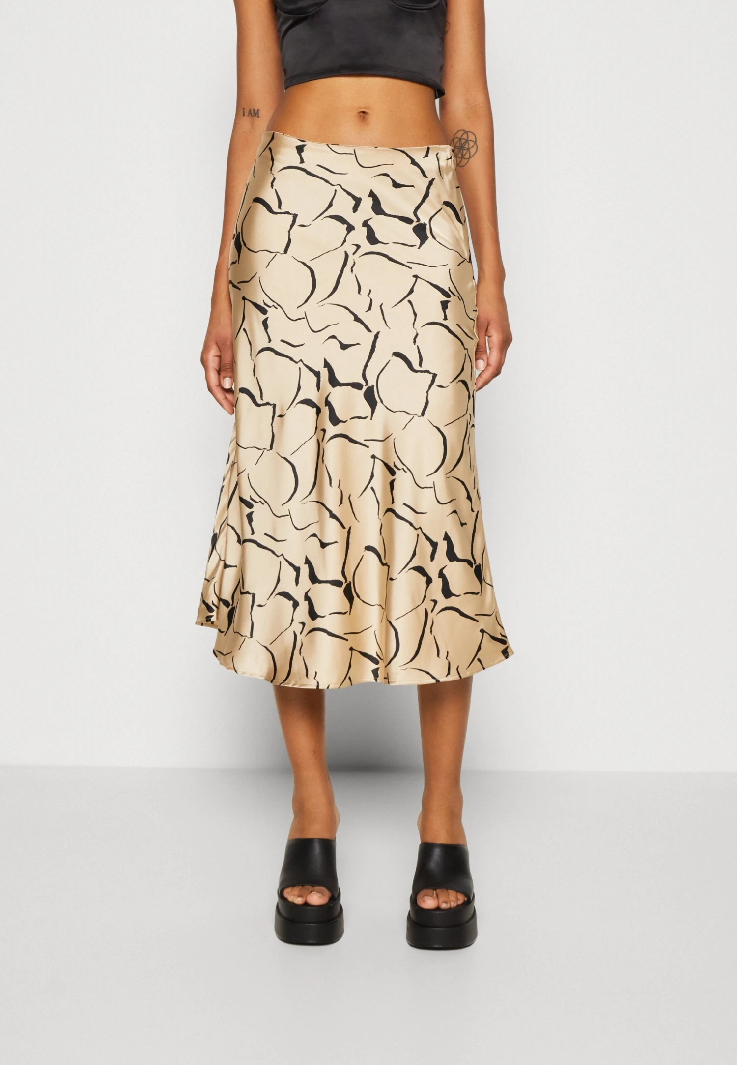 Monki A-Lijn Rok - Beige Medium Dusty 1 Monki A-Lijn Rok - Beige Medium Dusty