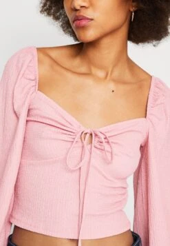 Monki Longsleeve - Light Pink 11 Monki Longsleeve - Light Pink -Monki Winkel 9e001c0722a04b3693f7af421846000c