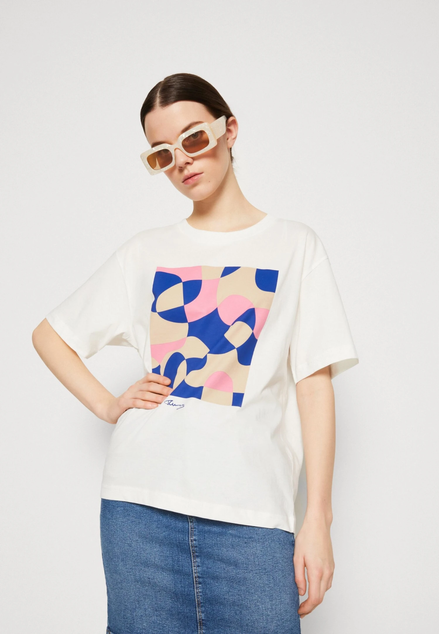 Monki T-Shirt Print - Optically 4 Monki T-Shirt Print - Optically - Afbeelding 4