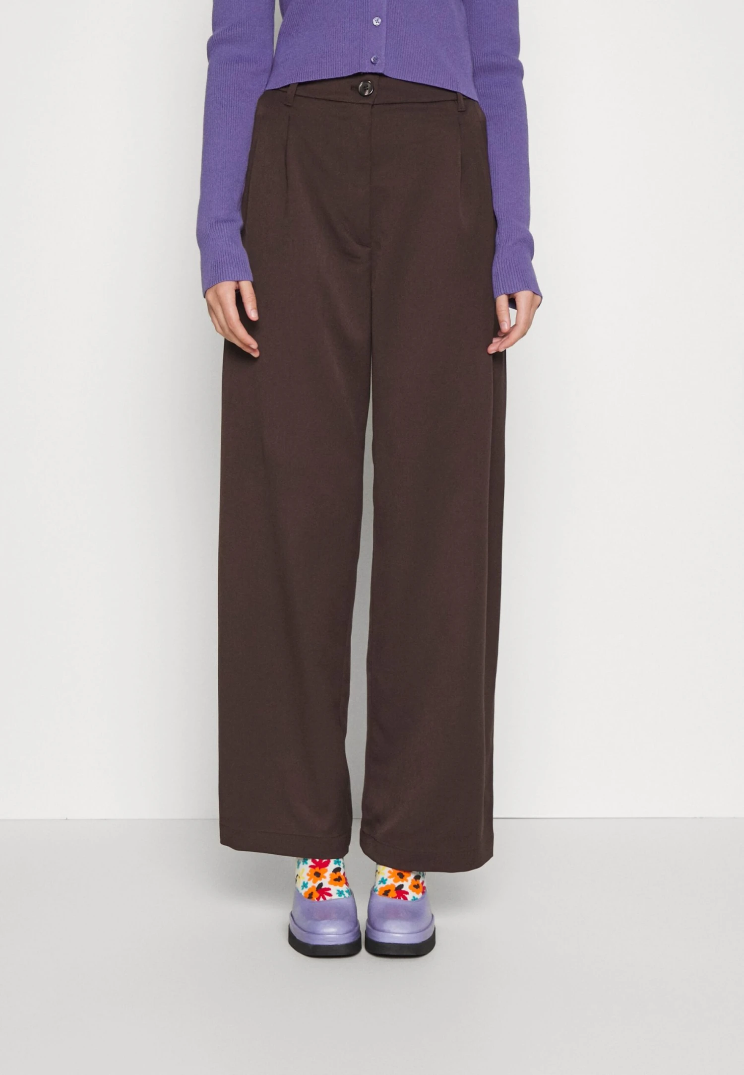 Monki Broek - Brown Dark Brun 1 Monki Broek - Brown Dark Brun