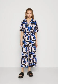 Monki Jumpsuit - Pink Lisendna