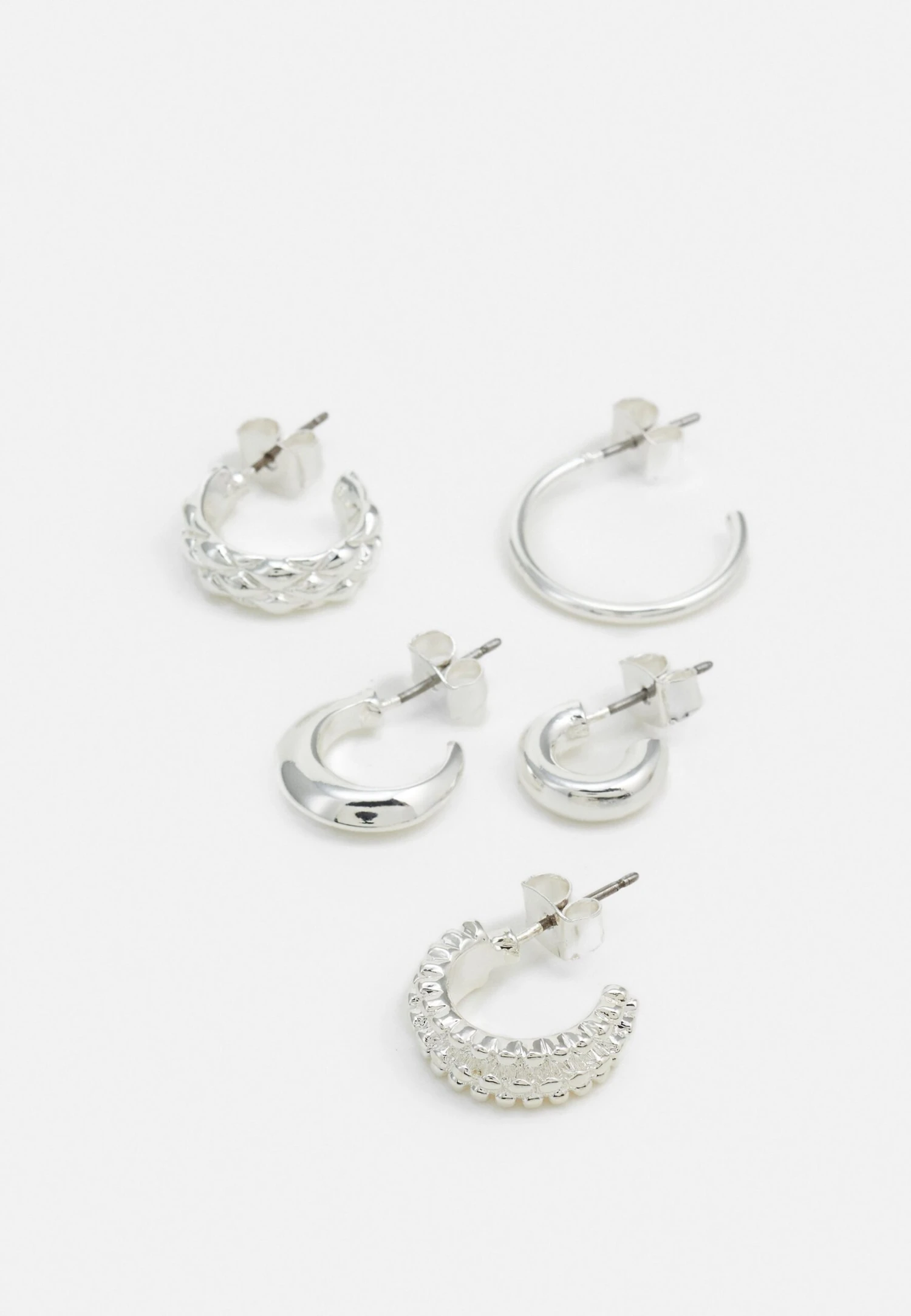 Monki 5 Pack - Oorbellen - Silver -Coloured 3 Monki 5 Pack - Oorbellen - Silver -Coloured - Afbeelding 3