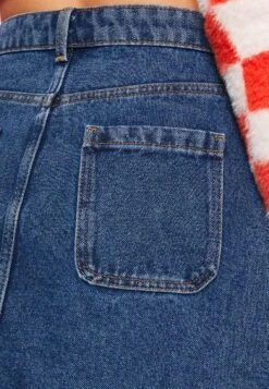 Monki A-Lijn Rok - Blue Medium Dusty 11 Monki A-Lijn Rok - Blue Medium Dusty -Monki Winkel bf7f4e5b744c4990888b334d1c85b763