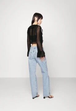 Monki Blouse - Black Dark Solid -Monki Winkel da06ec94ae7a46059c1f38fde03bf528