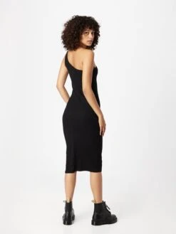 Monki Midi Jurken Jurk Dames Zwart 8 Monki Midi Jurken Jurk Dames Zwart -Monki Winkel ddf8b54c02b2c780bf8d46e8eb9ba549