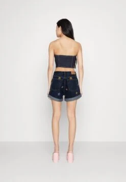 Monki Jeansshort - Blue Medium/Dusty Mid Blue -Monki Winkel e8c50d5ff9ed47a6b20526a5e79d6730