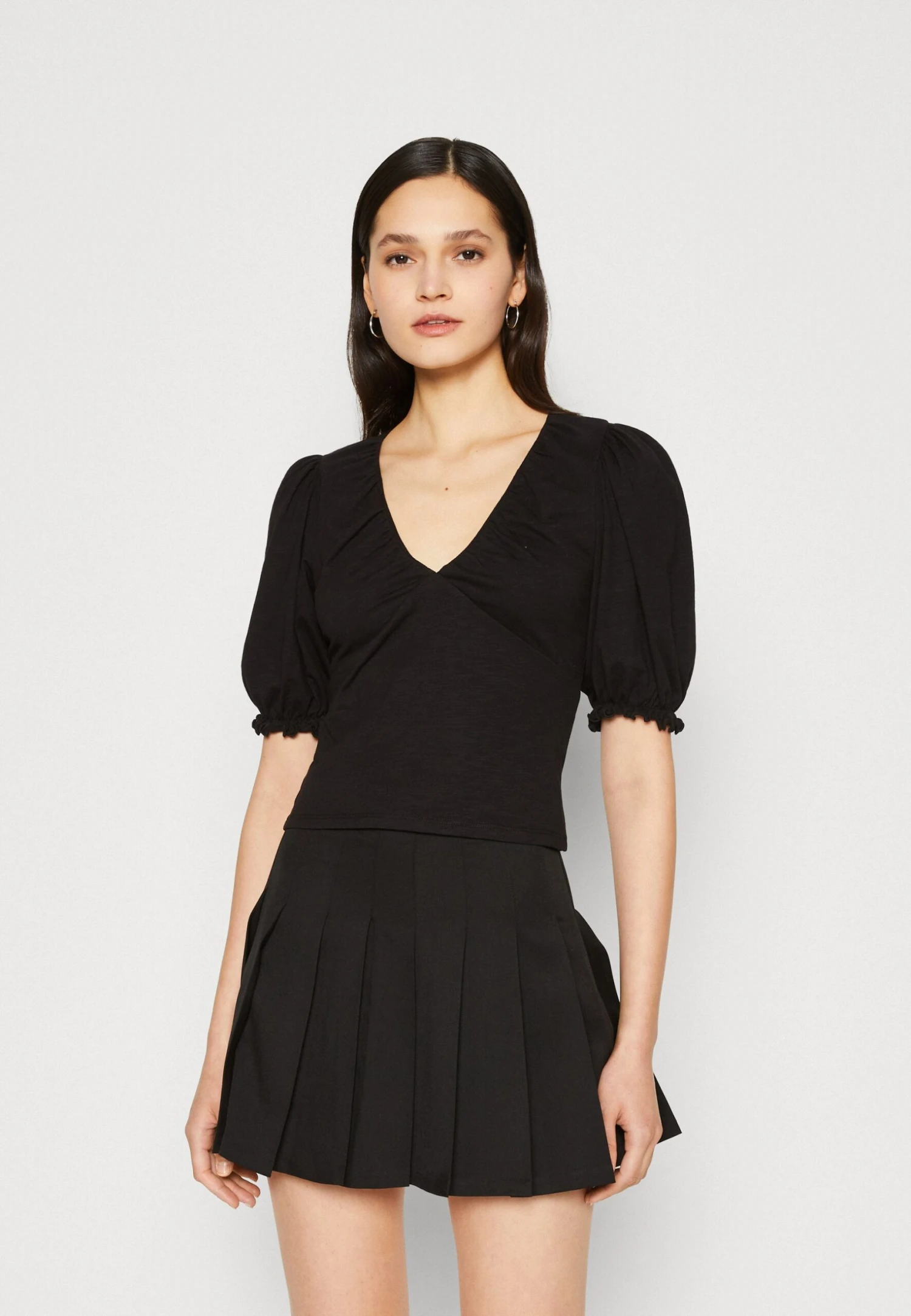 Monki T-Shirt Print - Black 1 Monki T-Shirt Print - Black